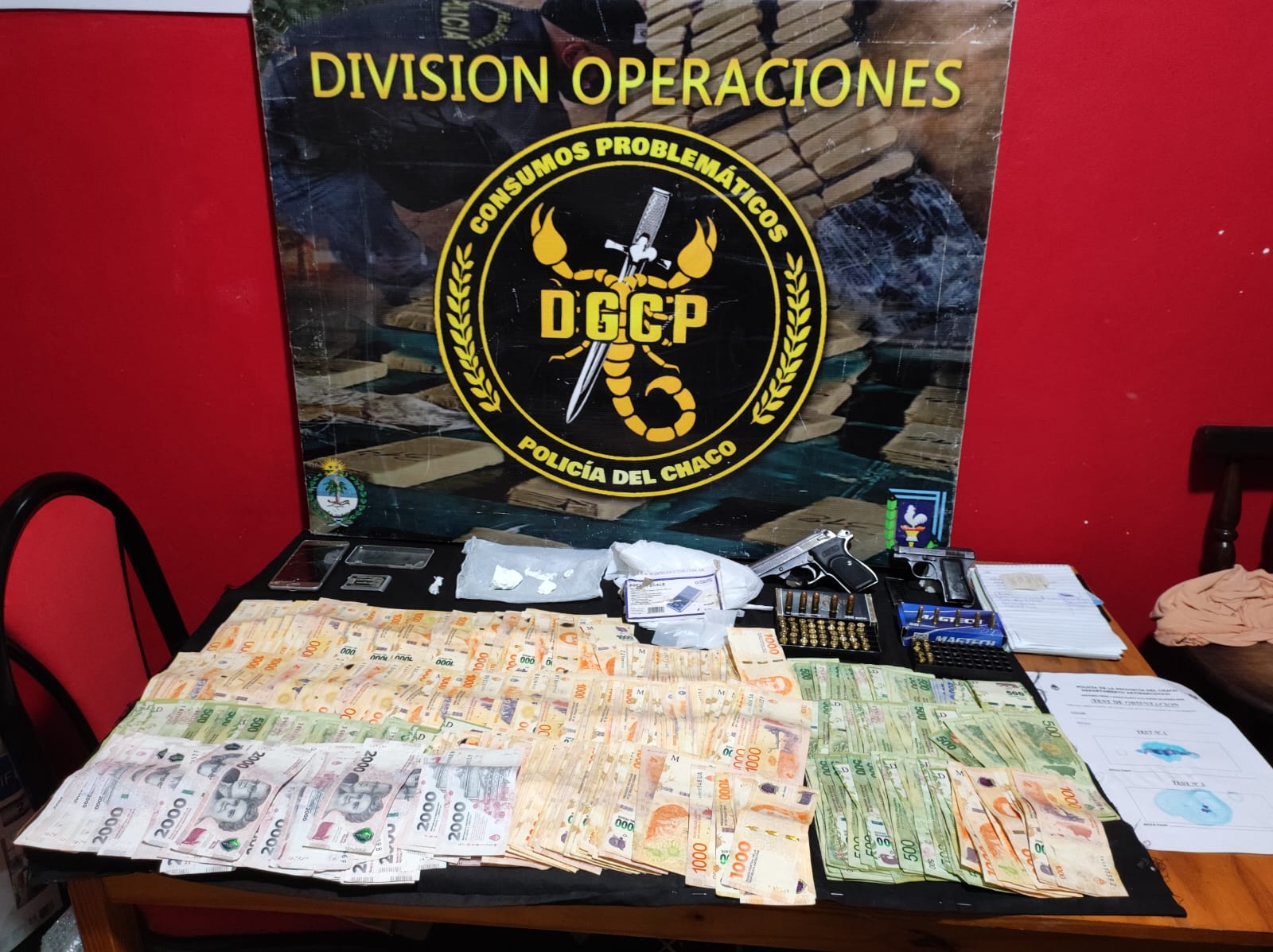 Villa El Tala Incautan Droga Armas Y Efectivo En Allanamiento A