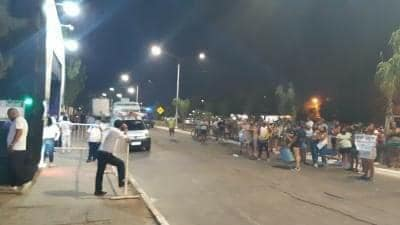 Corrientes: protestas frente al anfiteatro