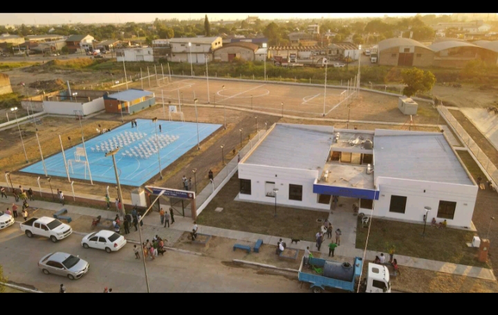 El gobierno inauguró centro de prevención de adicciones y patio deportivo en el barrio Chiyillí