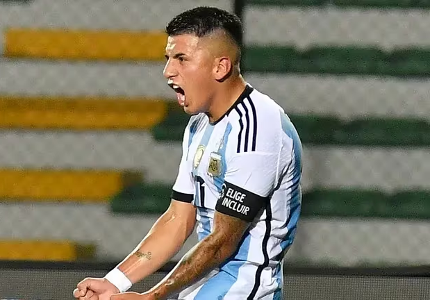 Argentina goleó 5-0 a Chile y avanzó a la fase final del Preolímpico