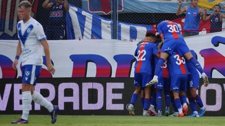 Liga Profesional: el campeón Vélez fue goleado en el debut