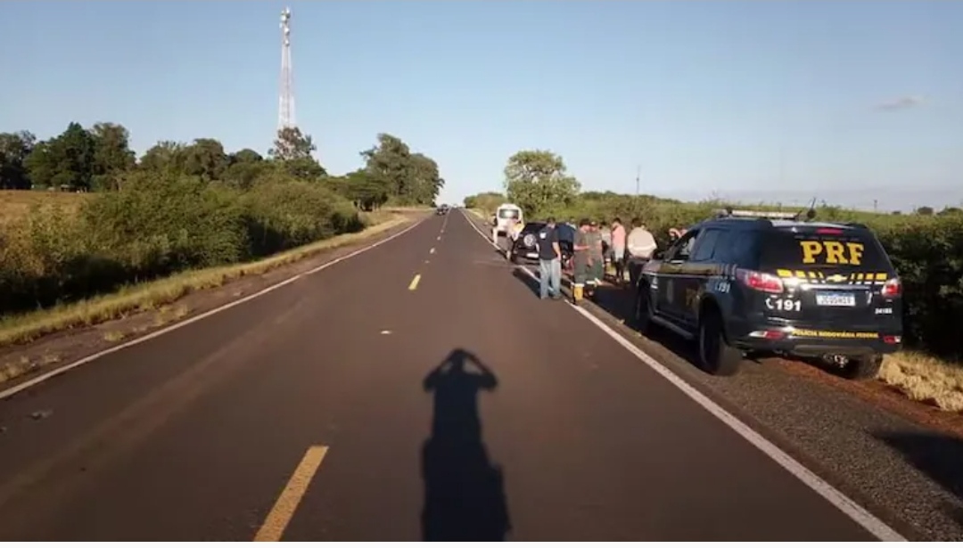 Tragedia en Brasil: un argentino murió en un impactante choque y su pareja está grave