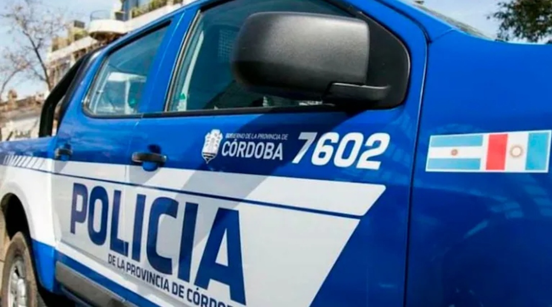 Horror en Córdoba: detuvieron a un hombre que atacó a machetazos a su hijastra y a una amiga de ella