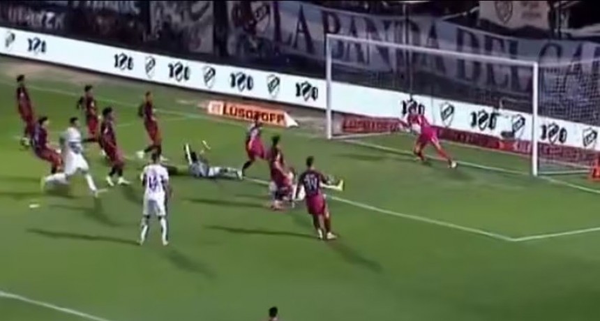 River empezó perdiendo el partido con un error de Armani, pero al final empató