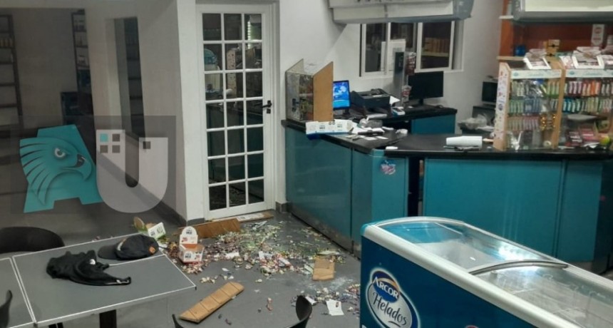 Dramático asalto con escopeta en la estación de servicio de Avia Terai