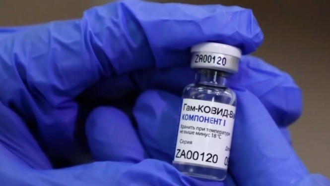 Rusia no puede cubrir la demanda: ¿se podrá producir la vacuna en la Argentina?