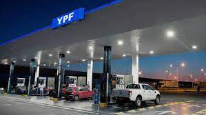 YPF prevé que la nafta costará por encima de un dólar por litro