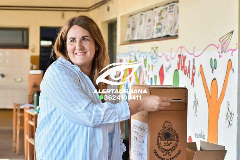 Elecciones en Fontana: Cecilia Almendra emitió su voto con “mucha esperanza y compromiso”.