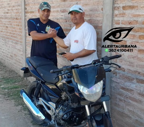 Barranqueras: Efectivo Policial de franco recuperó una moto sustraida momentos antes