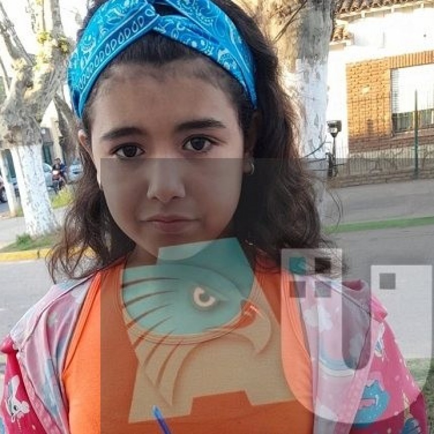 Desesperado pedido a la comunidad para encontrar a su hija de diez años