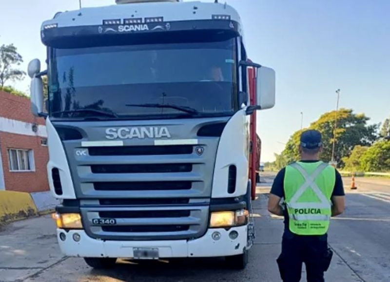 Le retuvieron la licencia en Santa Fe a camionero chaqueño que conducía borracho