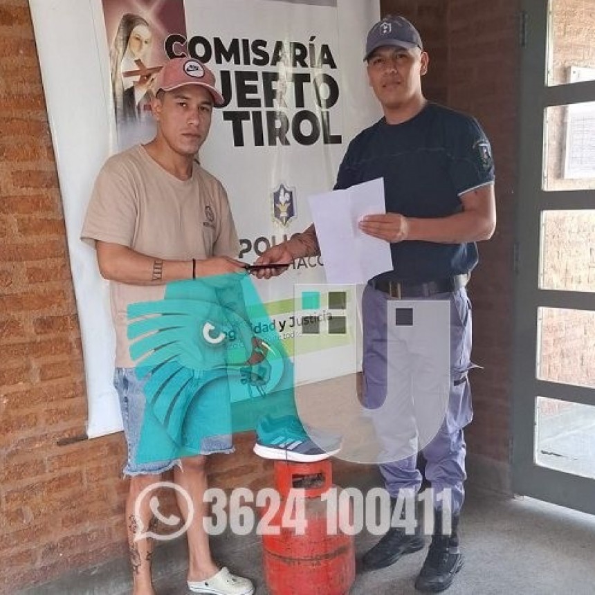 Lo atraparon vendiendo una garrafa, un celular y varias prendas de vestir