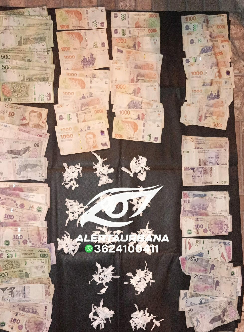 Detuvieron a un hombre con cocaína y dinero en el barrio Villa Libertad