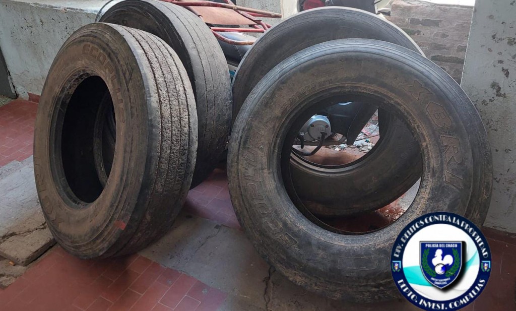  Recuperan neumáticos de camiones robadas de un comercio en diciembre