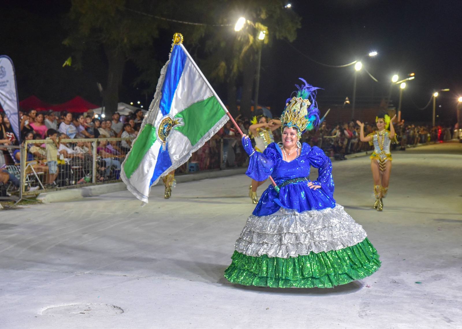 El municipio de Fontana y una  noche mágica de carnaval 2025