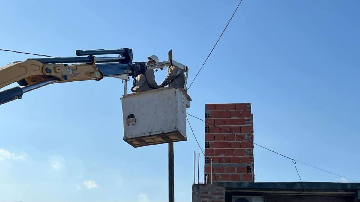 Barranqueras: Magda Ayala avanzó con la reposición de luminarias LED en la ciudad