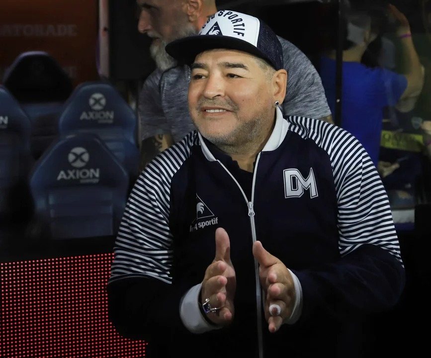 Juicio por la muerte de Maradona: declaran médicos que certificaron el deceso