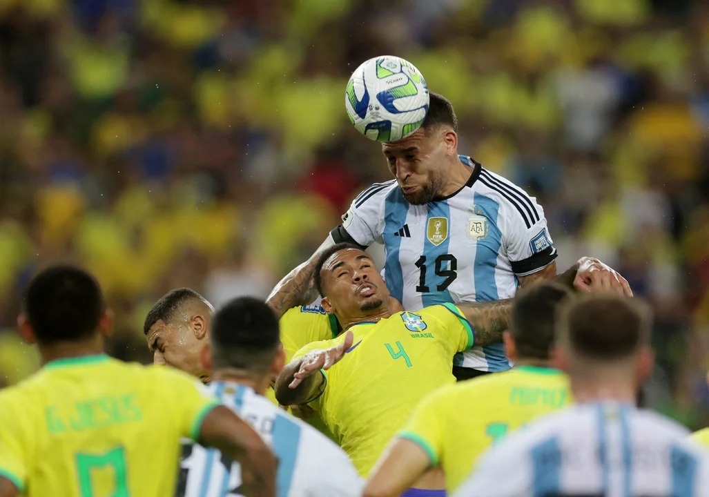 Argentina quiere festejar en el clásico ante Brasil y sacar pasaje al Mundial