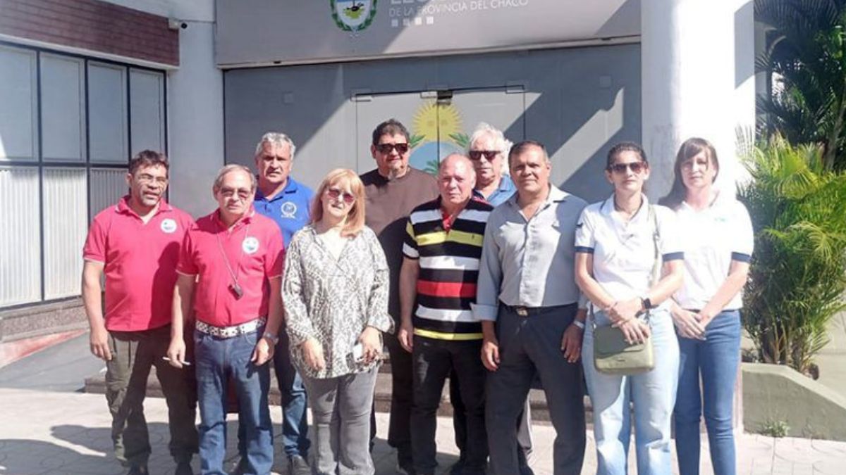 Gremios docentes muestran disconformidad con la conducta de los diputados del oficialismo