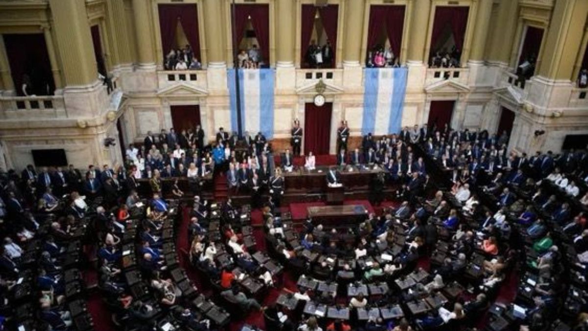 Asamblea Legislativa: un Congreso con bancas vacías y palcos militantes escuchará a Javier Milei