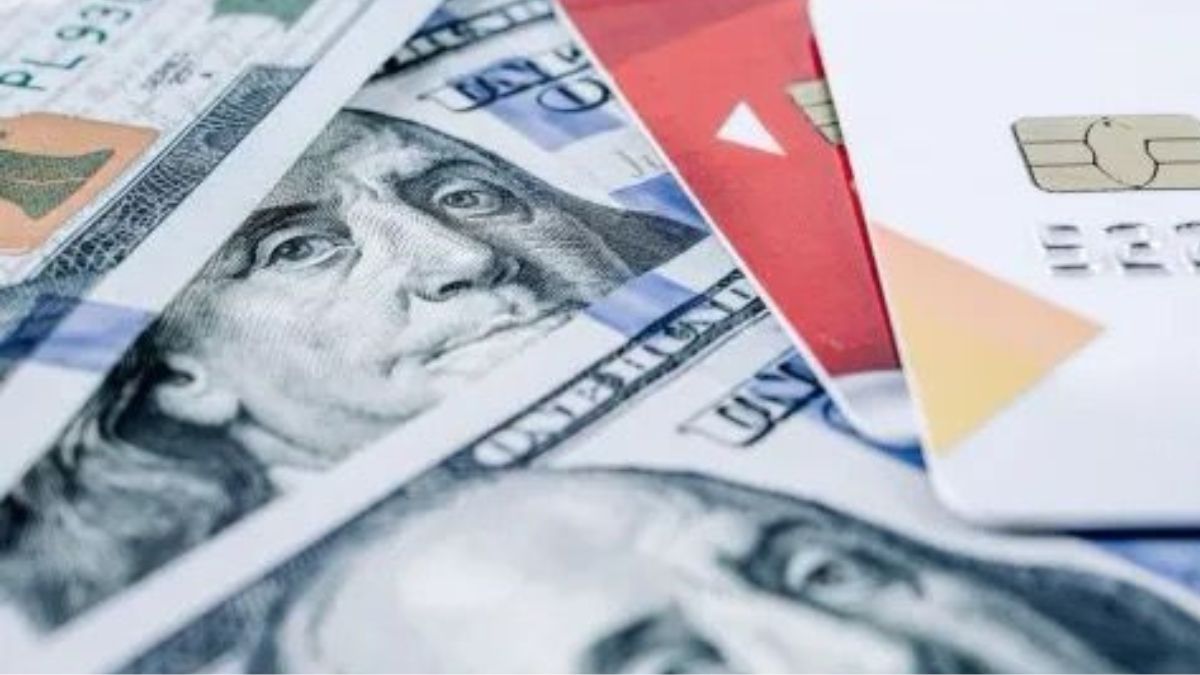 Los gastos en dólares con tarjeta de crédito crecieron un 470% interanual