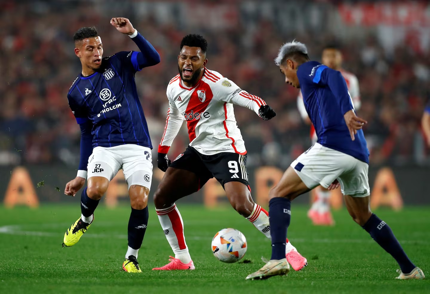 River y Talleres definen la Supercopa internacional