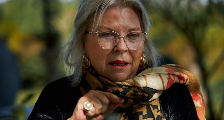 Volvió Lilita Carrió y dijo que Karina Milei “es la cajera” del gobierno 