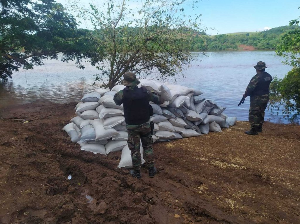 Misiones: Prefectura secuestró más de 6 toneladas de soja