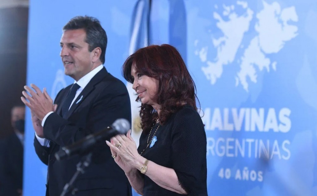 Cristina Kirchner avanza como Putin ante un adversario sin reacción