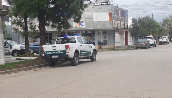 Más de 20 allanamientos por una causa por narcotráfico en Sáenz Peña: hay un detenido y 8 personas prófugas