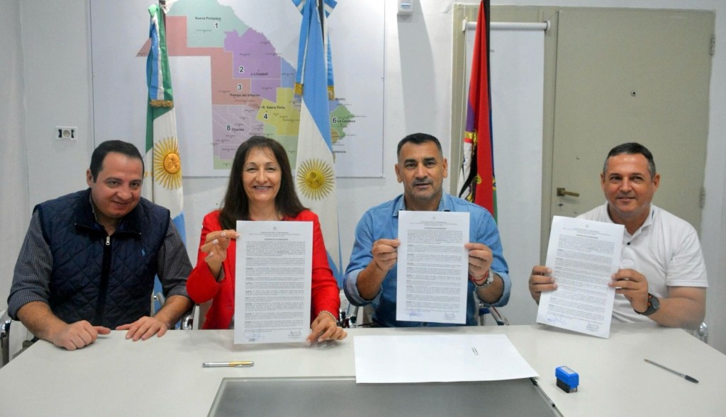 El instituto del Deportes Chaqueño firmó convenio con el Municipio de Cote Lai