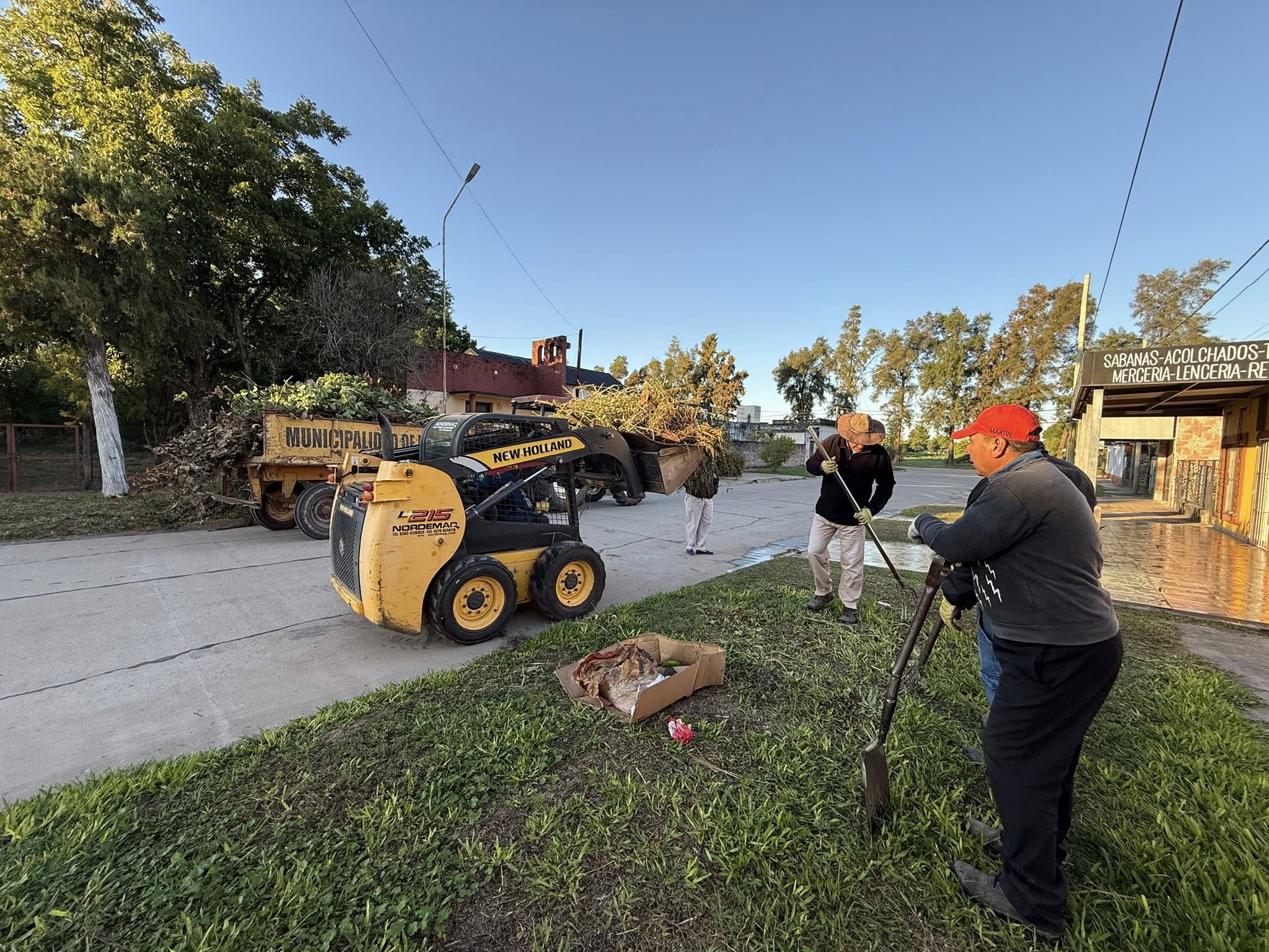 El municipio de Makallé arrancó la semana con tareas de limpieza y mantenimiento urbano
