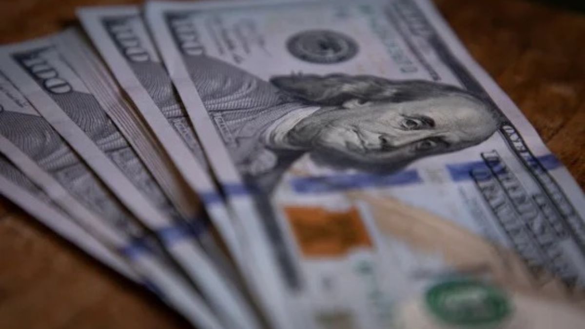 Fuerte caída del dólar: perforó el piso de los $1.200