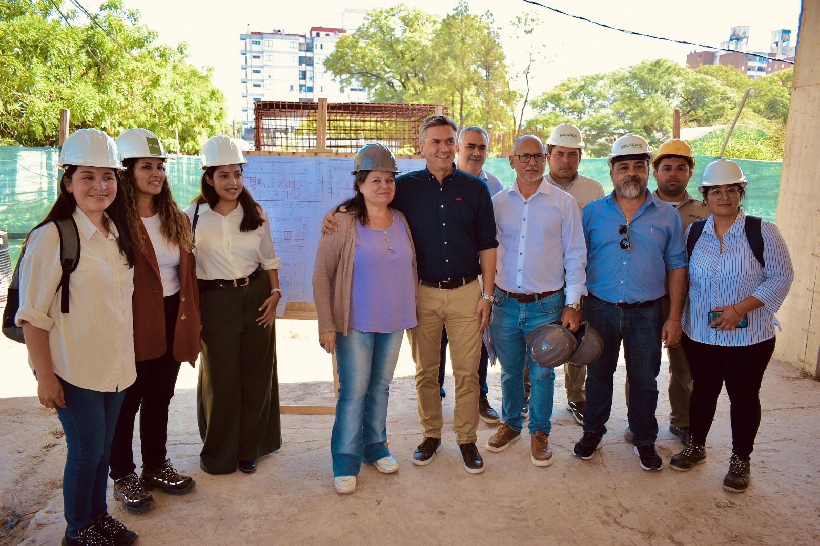 Zdero anunció la reactivación de la obra del nuevo edificio del INSSSEP 