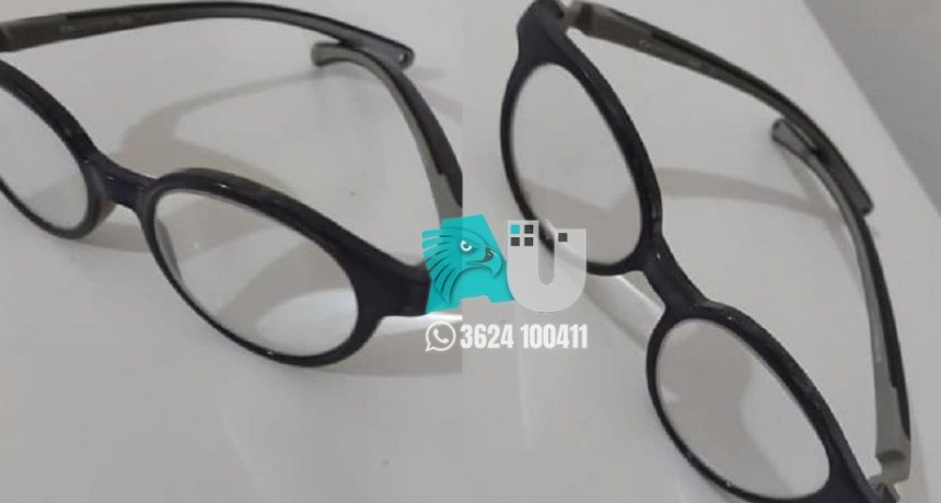Encontró los anteojos de una criatura y busca devolvérselos