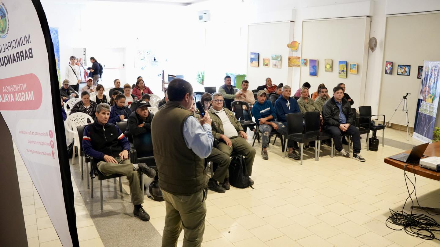 El municipio de Barranqueras conmemoró el Día de la Tierra con un taller de arbolado urbano