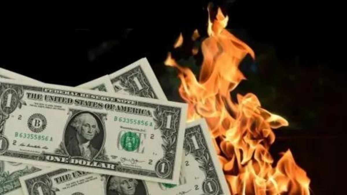 El dólar oficial subió al igual que el blue: ¿A cuánto cotizan hoy?