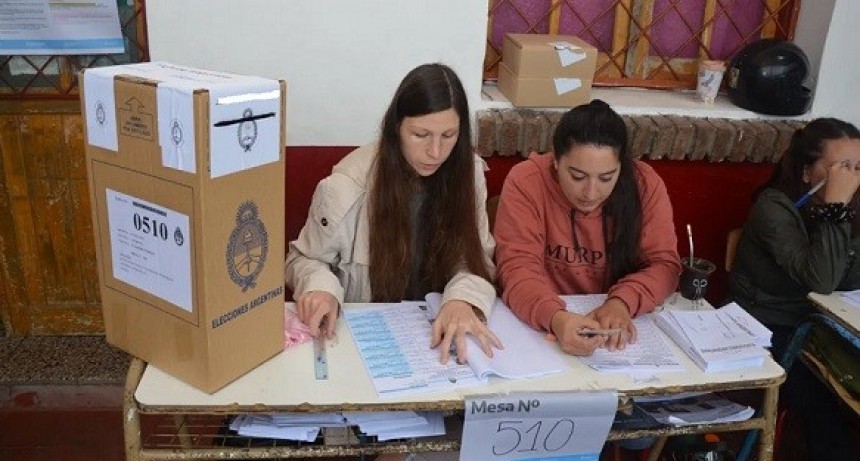 Comienzan a capacitar a autoridades de mesa y a delegados electorales del Chaco  