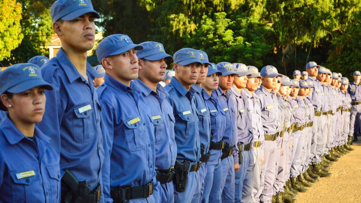 El Gobierno provincial asignó destinos a nuevos policías y agentes penitenciarios