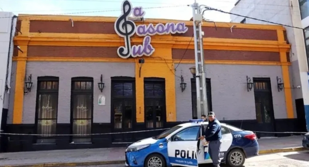 Una joven se descompensó en un boliche de Neuquén y murió: esperaba por un trasplante de hígado