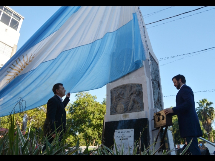  Resistencia celebró el día del Himno Nacional Argentino