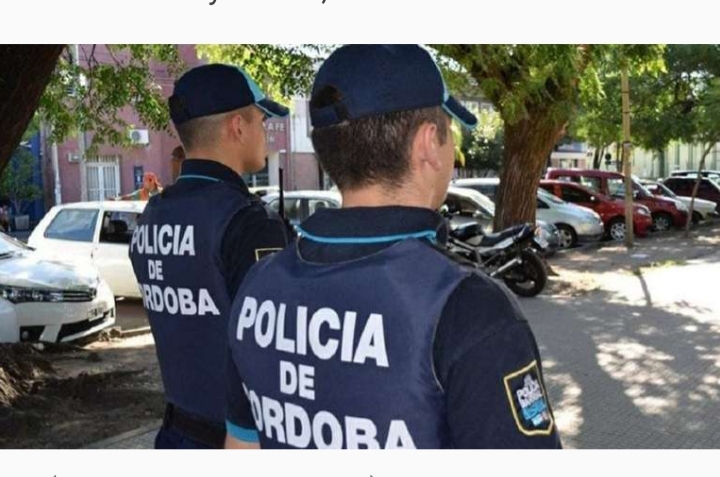 Horror en Córdoba: una mujer mató a puñaladas a su hija de 6 años
