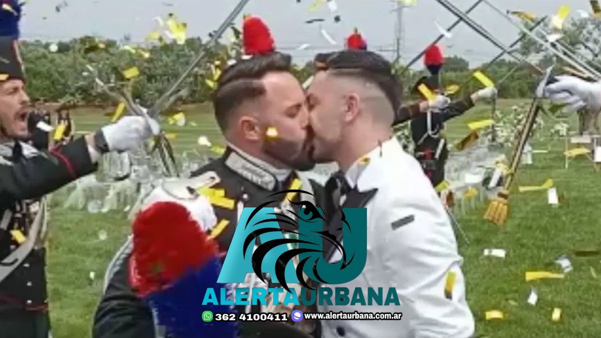 Italia: Por primera vez, un gendarme se casó con su pareja vistiendo el uniforme oficial