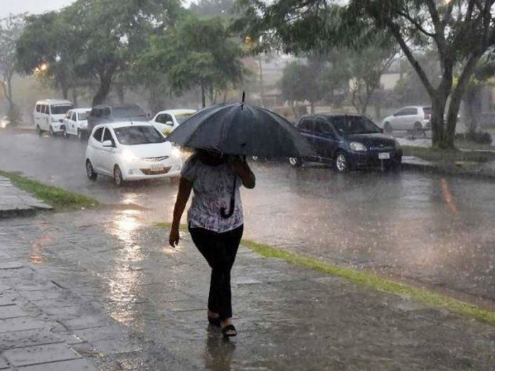 Cielo cubierto con lloviznas en San Martín, Villa Ángela y tormentas fuertes en otras localidades del territorio provincial