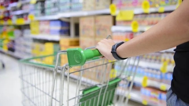 El consumo volvió a caer en marzo y se encienden las alarmas: el derrumbe fue del 7,3% en supermercados