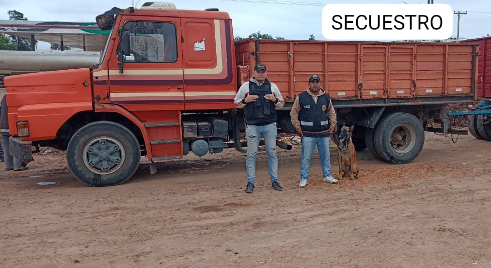 La Policía advierte la gran cantidad de vehículos robados y llama a controlar: incautan camión con pedido de secuestro de hace 24 años desde Córdoba