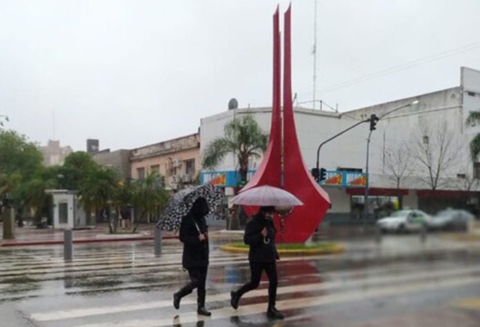 Lunes frío con probabilidad de lloviznas en Resistencia, Sáenz Peña, Villa Ángela y Charata