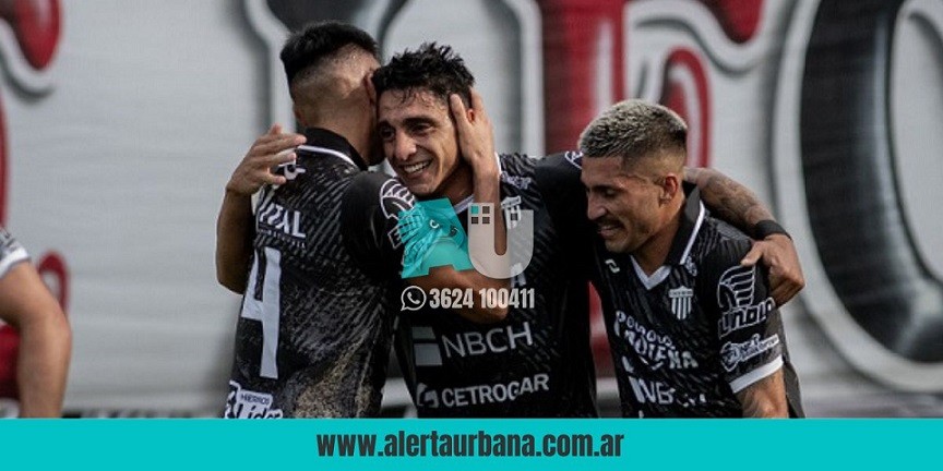 Un inspirado Chaco For Ever goleó a Chacarita 3 a 0