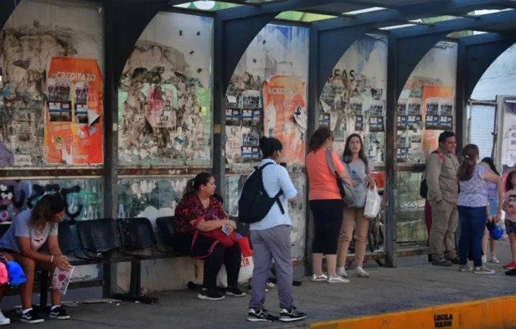 Sin colectivos: UTA Chaco confirma adhesión pero advierte por posible llamado a conciliación