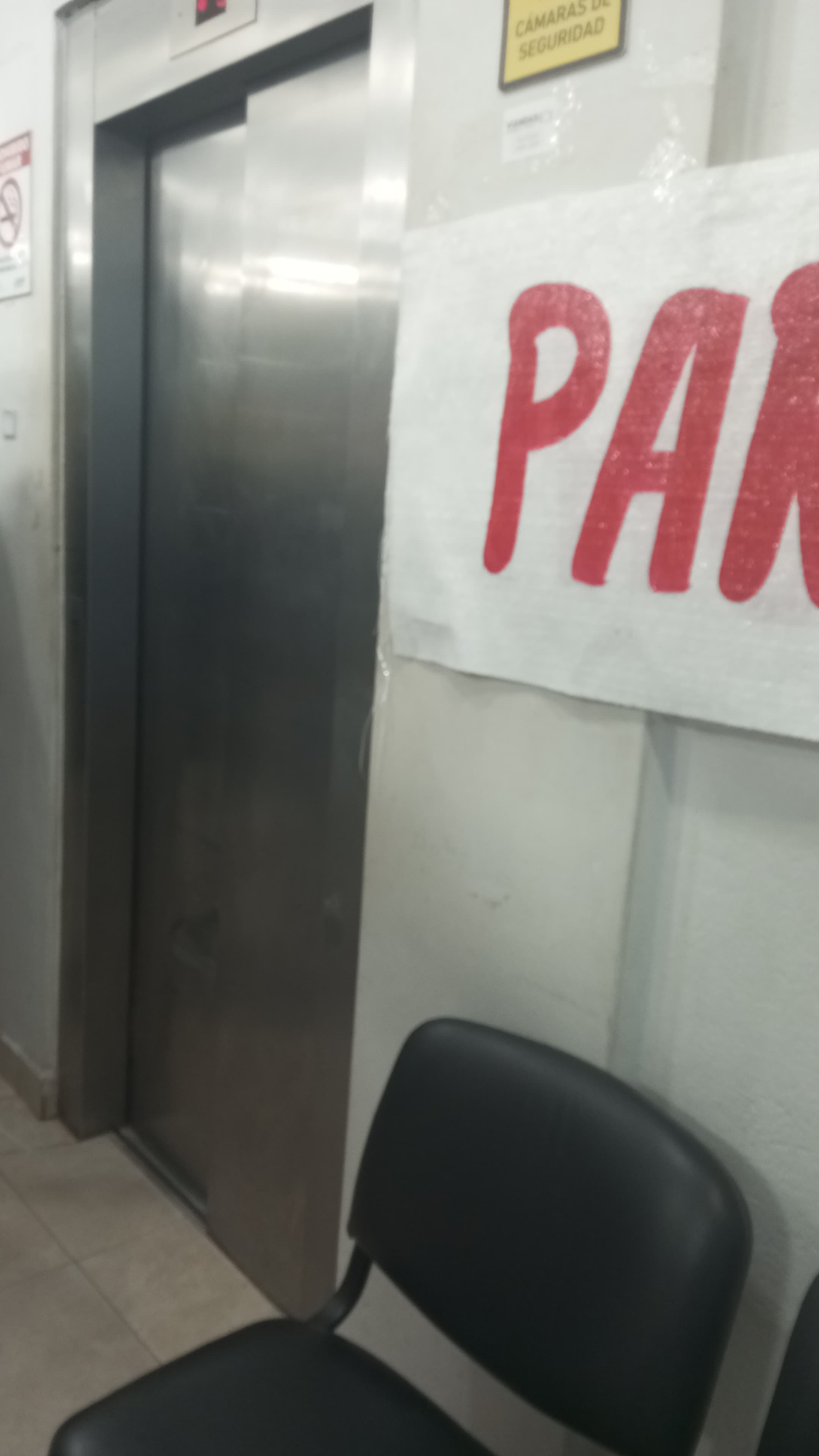 Insssep: la Policía actuó ante protesta que impedía usar el ascensor 